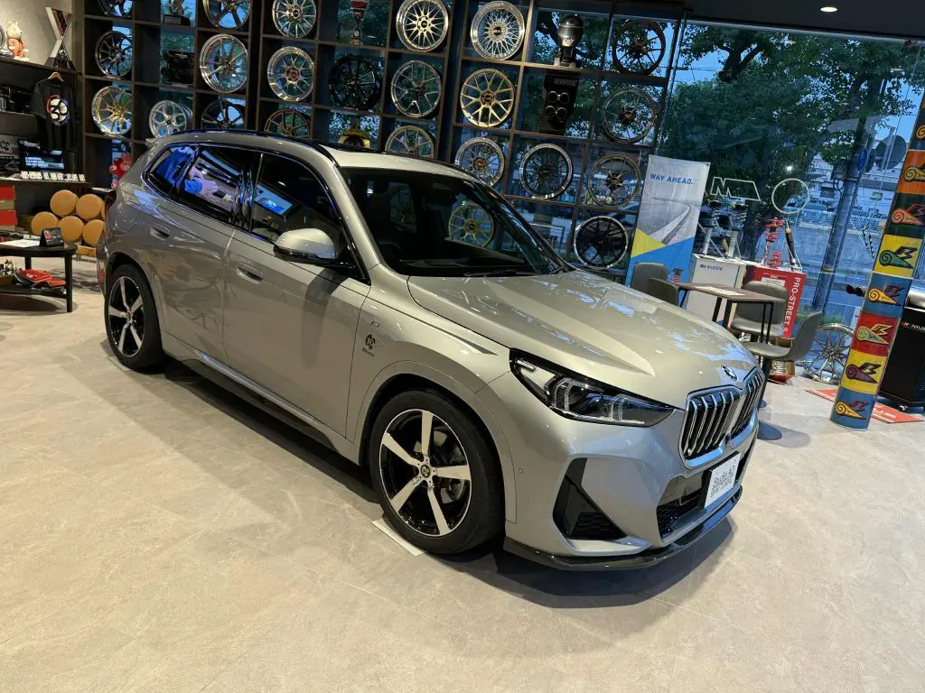 Full 3DDesign仕様のBMW U11 X1が神戸店に初登場！お値段は阪神