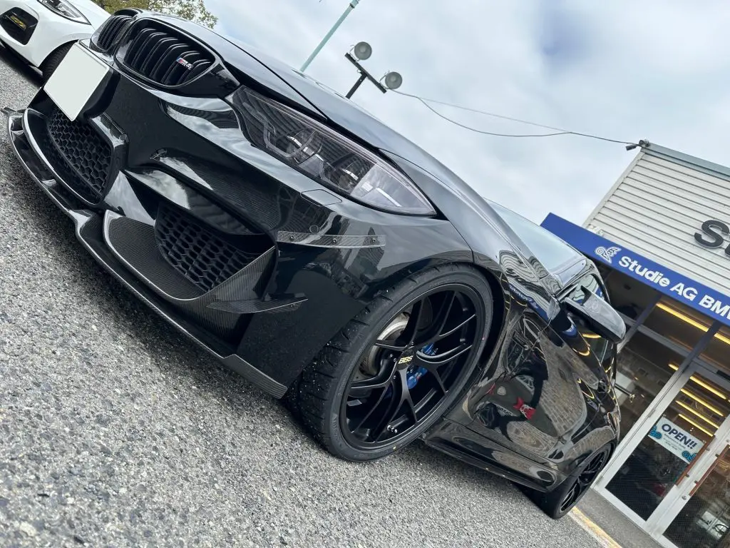 YOKOHAMA ADVAN NEOVA AD09をBMW F82 M4へ装着です(^_^)v | Studie