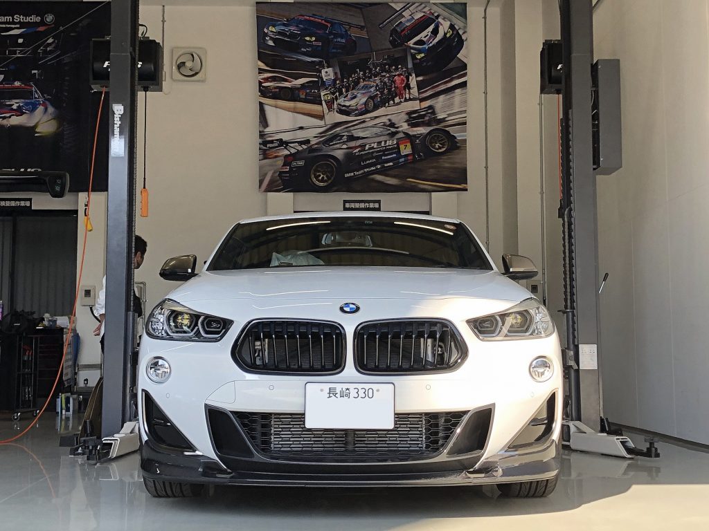 スタディ福岡にてBMWX2に3DDesignエアロパーツ取付です!