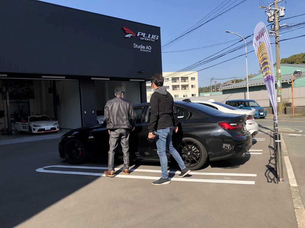 スタディ福岡で橋本コーポレーションデモカー試乗会開催です!KW、AKRAPOVIC、Bremboのアフターパーツが安い!