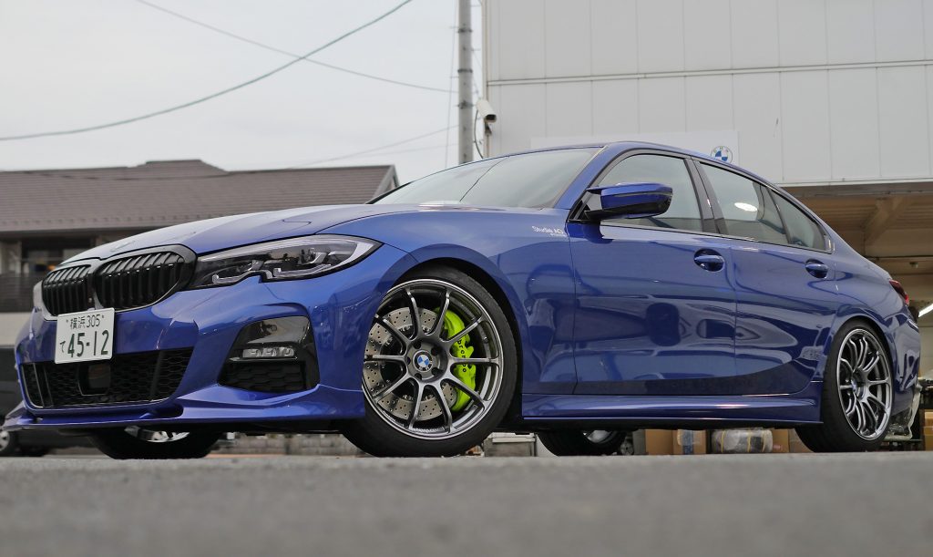 今週末は東京店にてBMWイジりに必須の超人気アイテム大集合。デモカーG20x2台試乗会も開催ッ!