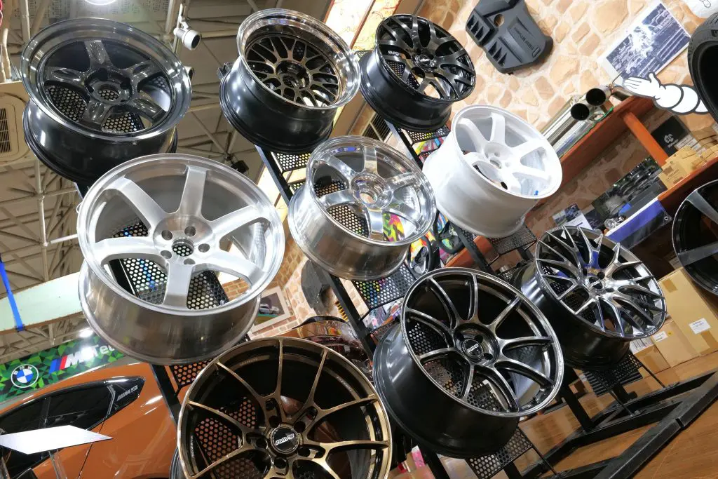 RAYS！RAYS！RAYS！！走り系のBMWもオシャレ系のBMWも！RAYS 