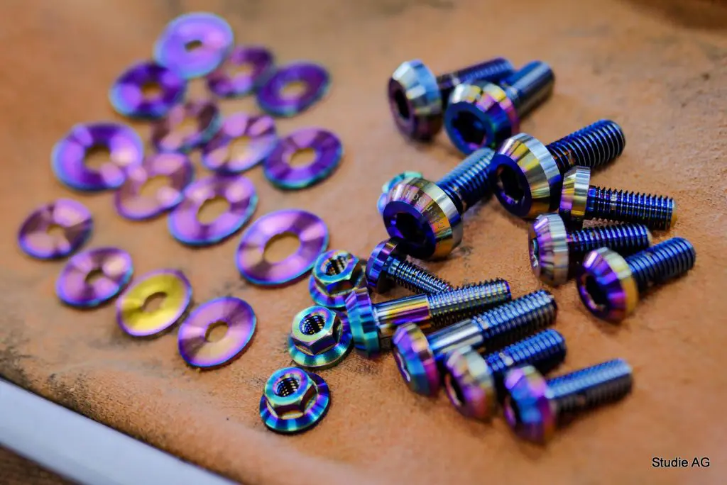 ThunderBolt Titanium ボルト BE ZERO M12xP1.25 オーダーカット(26mm〜43mm) コニカル座 16本セット zero-12125-16 ThunderBolt Titanium ボルト BE ZERO M14xP1.5 28mm+33mm コニカル座