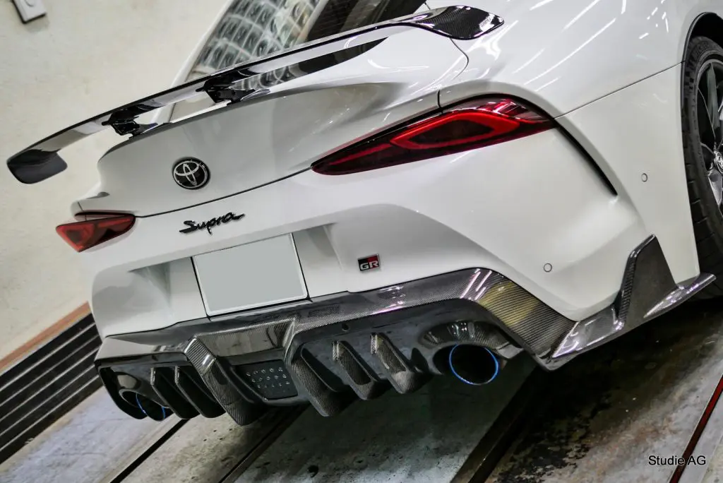 TOYOTA A90/91 GR Supraにもadro Carbonエアロがバチぎまり(*^^)v