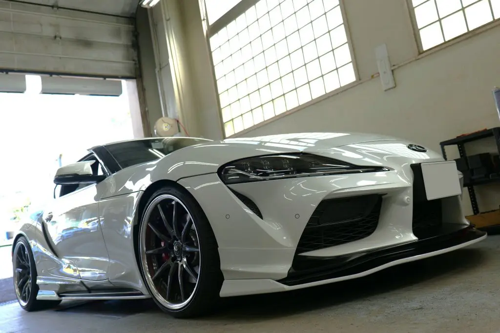 マットカーボンに魅力あり！ほぼBMWなGRスープラにEVENTURIカーボン