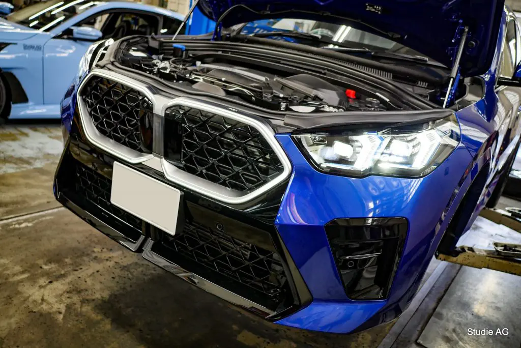 新型BMW X2！U10も人気のキドニーグリルBLACK化♪ | Studie