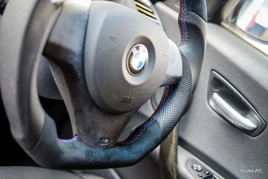 BMW E87 116i ステアリングホイール 振動モーターモジュール