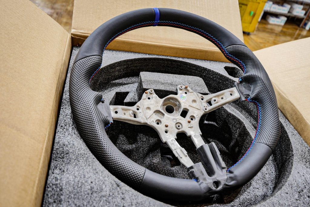 VERSPIELTカスタムステアリングSpecial Order BMW F80M3