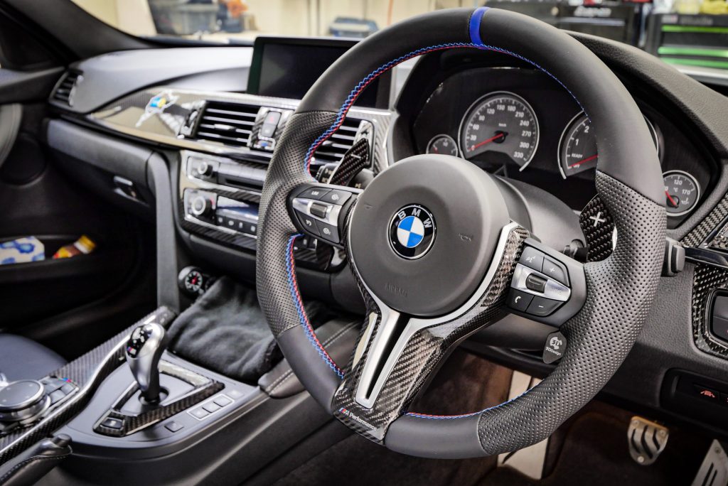 VERSPIELTカスタムステアリングSpecial Order BMW F80M3